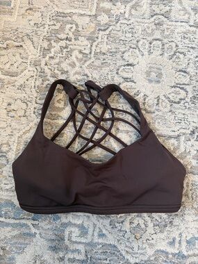 lululemon athletica Strappy Back Sports Bra - Dark Brown